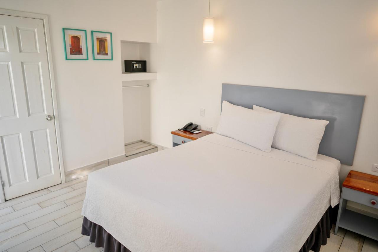 Hotel Casa Turquesa Флорес Экстерьер фото